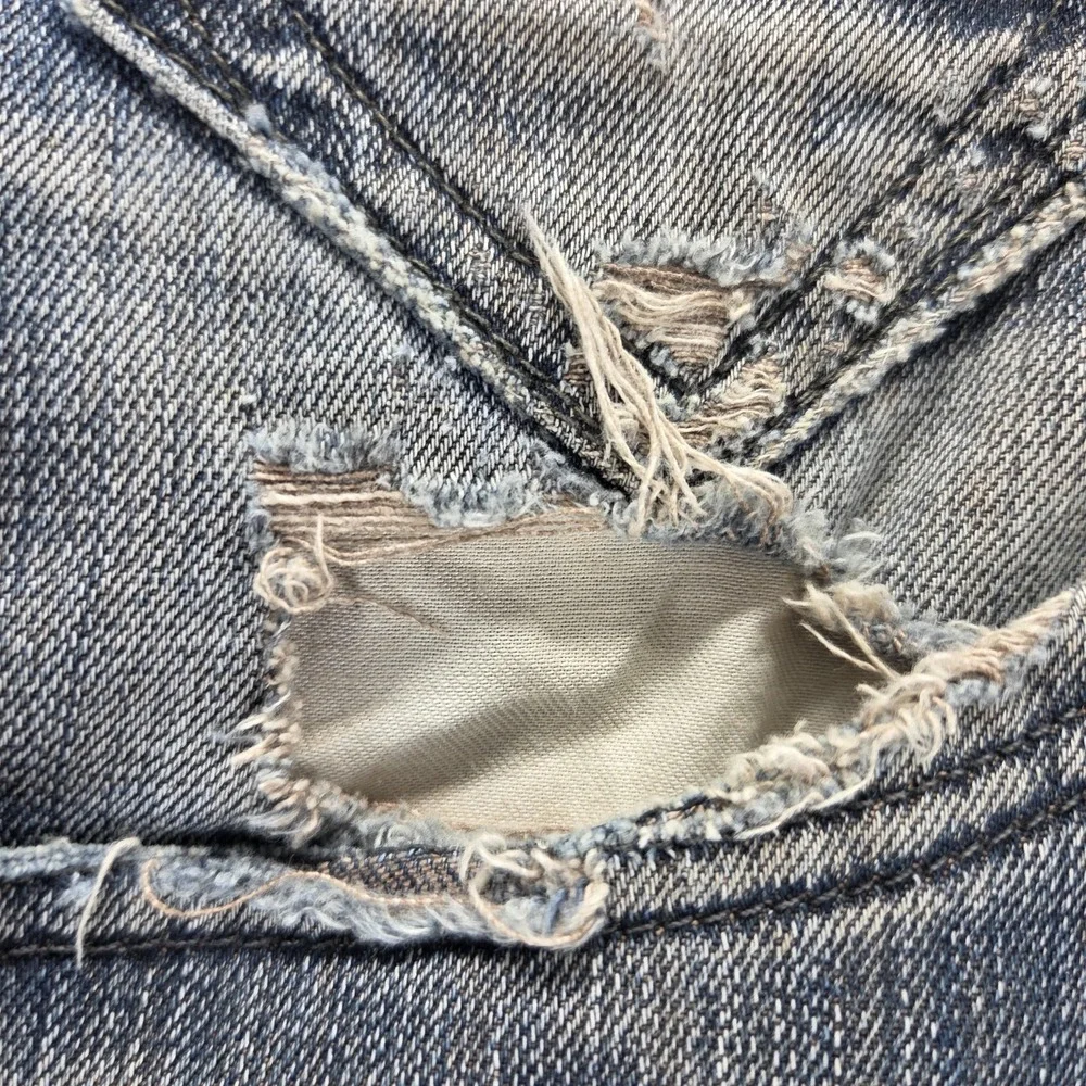 Vintage Levis Engineered Jeans Mens 33x32 Blue 504 Loose Whiskers Honeycomb